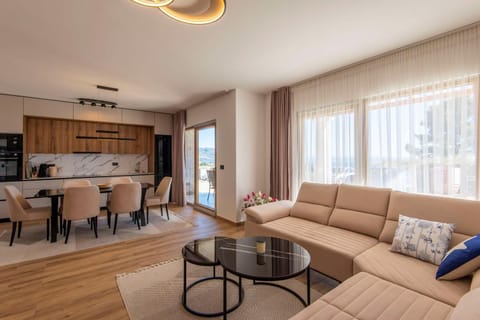 Grand View Holiday Home House in Dubrovnik-Neretva County