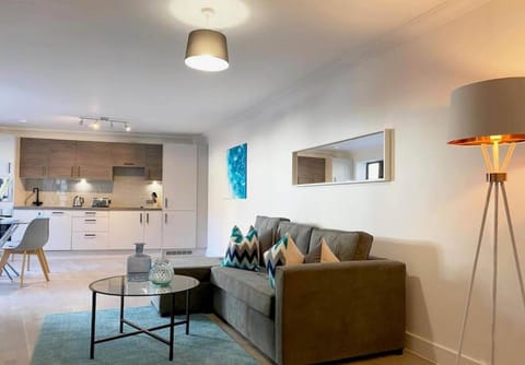 Kitchen or kitchenette, Living room, Seating area