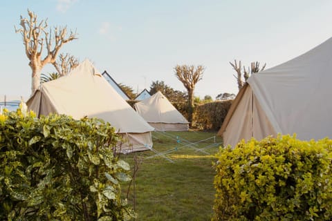 Facade/entrance, Garden, Garden view