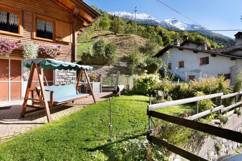 Casa Vacanza Famiglia Belli Apartment in Aosta Valley, Italy