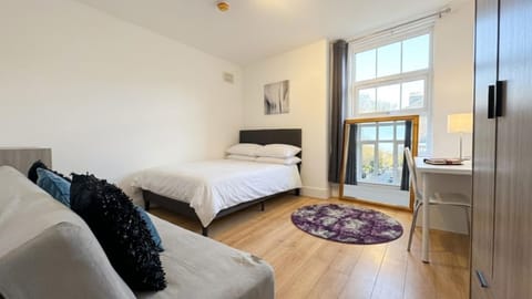 Bedroom, wardrobe