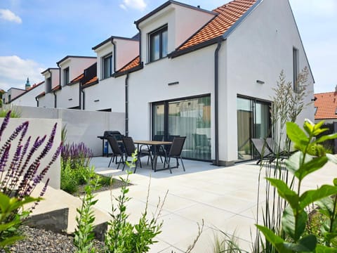 Balcony/Terrace, Balcony/Terrace