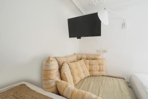 TV and multimedia, Bedroom