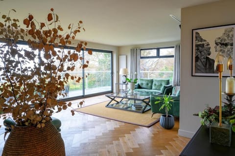 Living room, Sea view