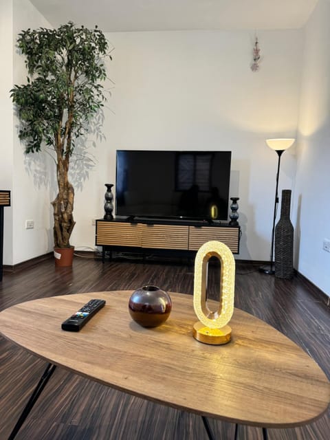 Modern Stay with Large Balcony in Spinola Apartment in Saint Julians