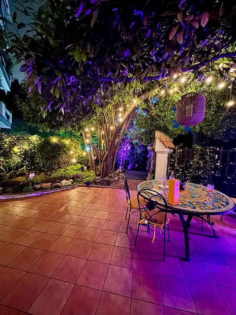 Property building, Patio, Summer, Garden, View (from property/room), Balcony/Terrace, Balcony/Terrace, Dining area, Garden view