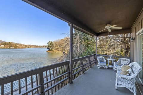 Sara's Place House in Lake Junaluska