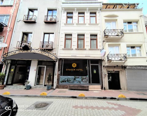 Property building, Facade/entrance, Property logo or sign