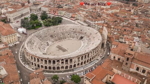 Nearby landmark, Bird's eye view, City view, Landmark view