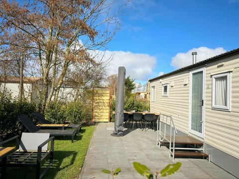 Property building, Patio, Garden, Garden view