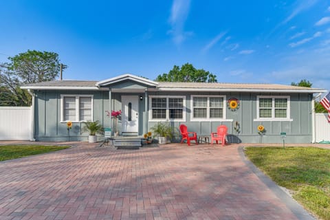 6 Mi to Busch Gardens Family and Pet Friendly Home House in Lutz