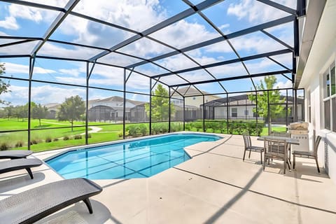 Pool view, Swimming pool
