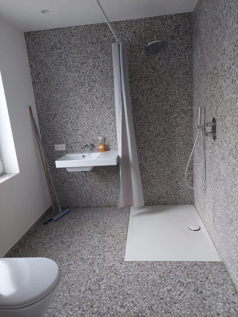 Krie 2 by Luttelkolen Bed and Breakfast in Flanders