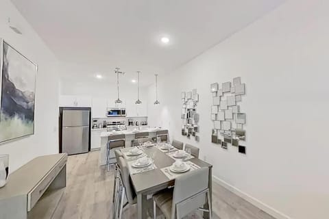 5 Bed Modern Family Home with Grill Villa in Loughman