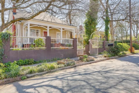 Steps to Shops and Eats Decatur Home with Large Yard House in Decatur