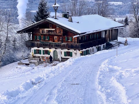 Property building, Winter