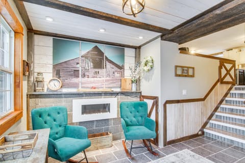 11 Mi to Bozeman Family Home with Movie Room! House in Belgrade