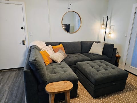 Comfort Location Reasonable Price 2 blocks 2 the beach Apartment in Holualoa