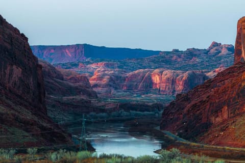 Nearby landmark, Natural landscape, Mountain view