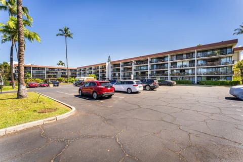 Property building, Parking