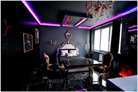 La majestueuse, SPA XXL, Day use, Suite de luxe, 5 min centre Apartment in Bourgoin-Jallieu