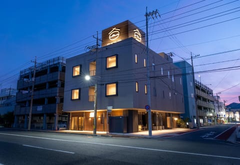 Property building, Night