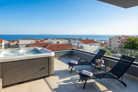 Patio, Day, View (from property/room), Balcony/Terrace, Seating area, Sea view, sunbed