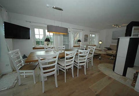 Residenz Ferienhaus Mia Villa House in Wenningstedt-Braderup