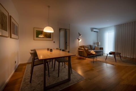 TV and multimedia, Living room, Dining area