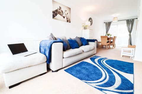 Communal lounge/ TV room, Living room, Seating area, Dining area