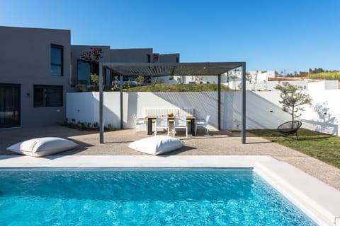 Property building, Pool view, sunbed