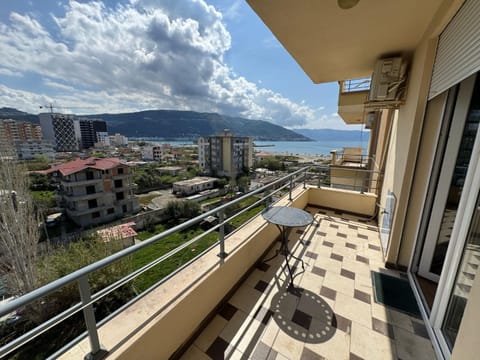 Balcony/Terrace, City view, Mountain view, Sea view