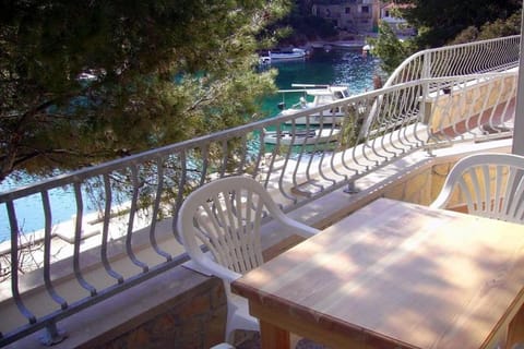 Balcony/Terrace, children, Family
