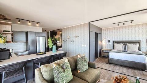 Salt & Sky Penthouse - Mossel Cove 304 Apartment in Western Cape