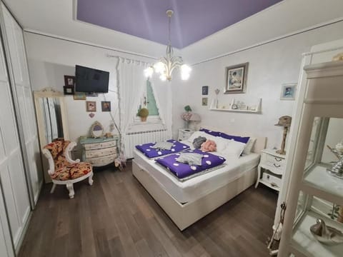 TV and multimedia, Bedroom