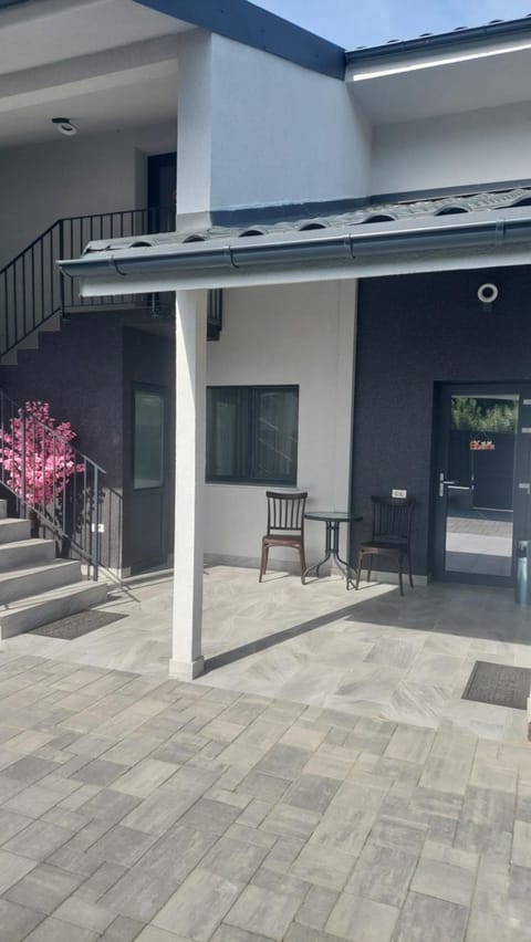 Day, Balcony/Terrace
