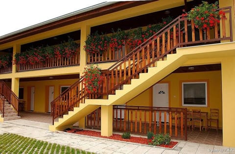 Property building, Balcony/Terrace