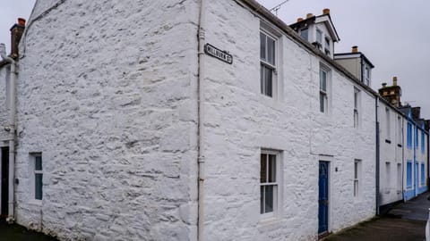 Neighbourhood, Street view