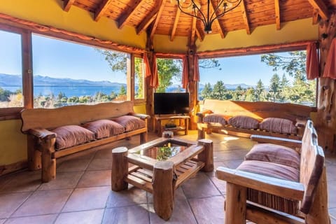 Patio, Day, Natural landscape, TV and multimedia, View (from property/room), Living room, Seating area, Dining area, Lake view, Lake view, Mountain view, Mountain view