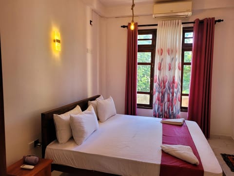 Property building, Bed