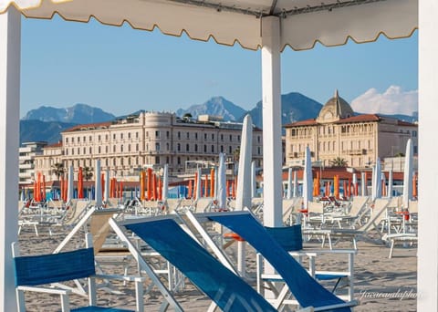 Nearby landmark, Beach