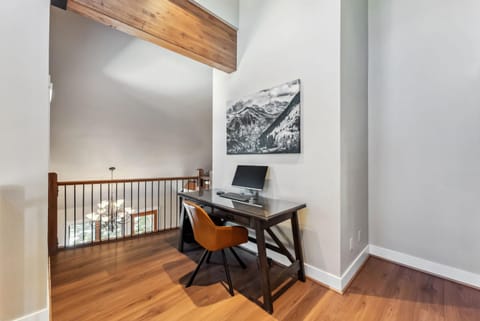 Westridge Ski In Ski Out with Private Hot Tub House in Breckenridge