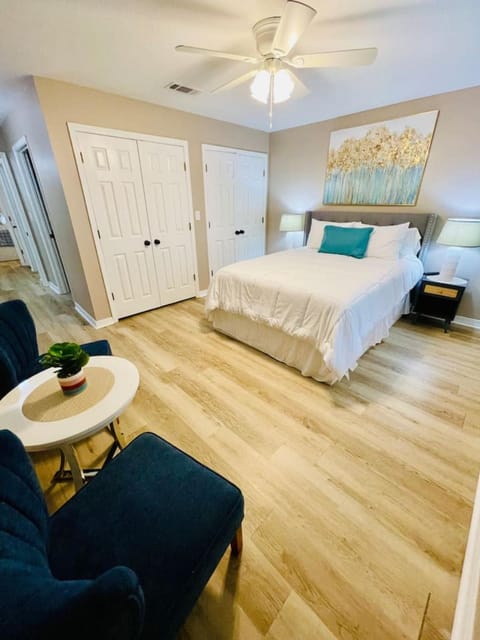 Eastgate 13A Apartment in Hammond