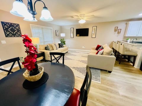 Eastgate 13A Apartment in Hammond