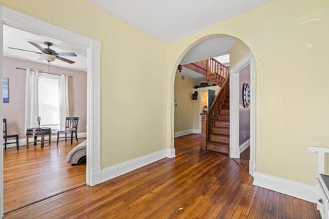 College Park Getaway House in Kentucky