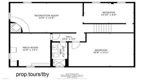 Huge family home in Centennial with five bedrooms large yard and plenty of parking House in Littleton