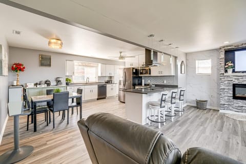 5 Mi to Dtwn Family-Friendly Home in Roanoke! House in Roanoke