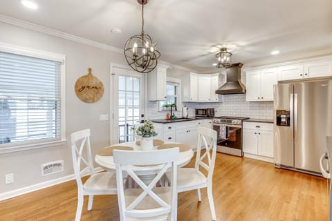 Screened Patio and Fire Pit Modern Westerville Home House in Westerville
