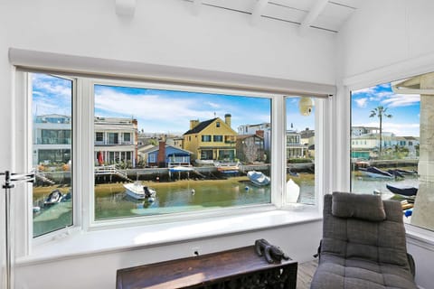 Grand Canal Getaway - Balboa Island House in Balboa Island