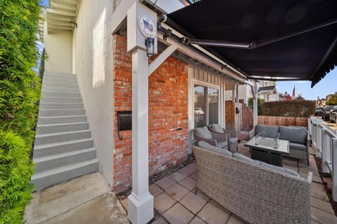 Ruby Villa B - Upper Unit for 6 House in Balboa Island